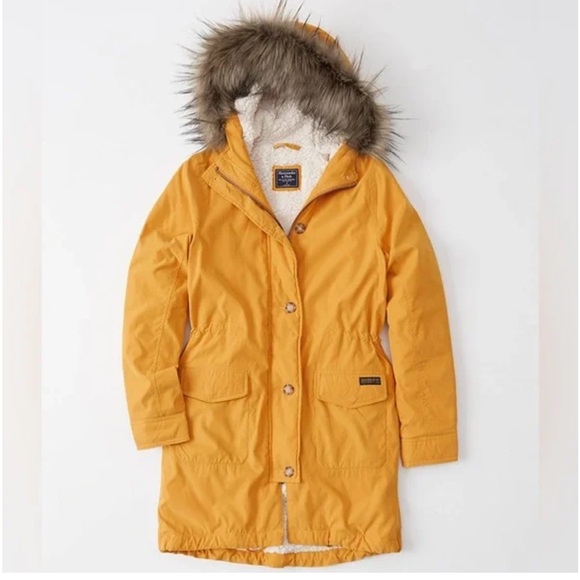 Abercrombie & Fitch Jackets & Blazers - Abercrombie & Fitch Coat Womens Medium Yellow Full Zip Sherpa Lined Parka